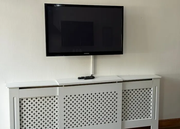 Serviced - - 2 Bed House-close To Centre - Hospital - Contractors - Business Travellers - Families * Bradford (West Yorkshire)